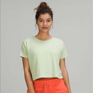 Lululemon Cates T-shirt Creamy Mint - Size 4